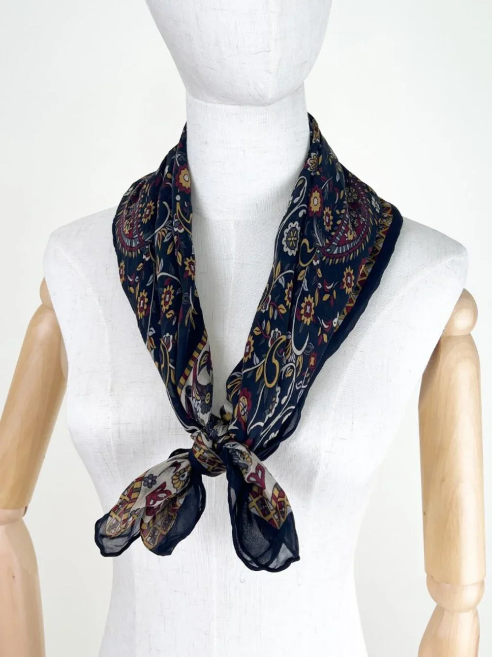 Vintage Silk Scarf Shawl Floral Paisley Print Bandana Boho Chic Bohemian Luxury - Picture 3 of 8